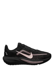 Nike Black Pink Quest 7 Road Running Trainers - Image 1 of 4