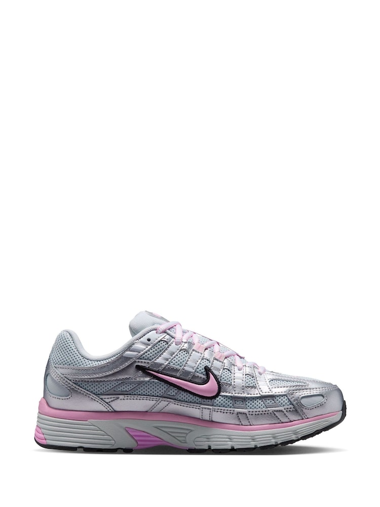 حذاء رياضي P6000 من Nike - Image 2 of 12 حذاء رياضي P6000 من Nike - Image 2 of 12