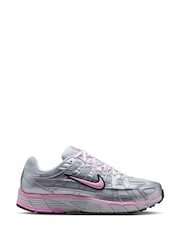 حذاء رياضي P6000 من Nike - Image 4 of 12