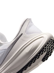 Սպիտակ կրեմ - Nike Revolution 8 Slip On Roads վազքի մարզակոշիկներ - Պատկեր 10 11-ից