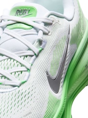 Nike White Illusion Green Vomero 18 Road Running Trainers - Image 10 of 11