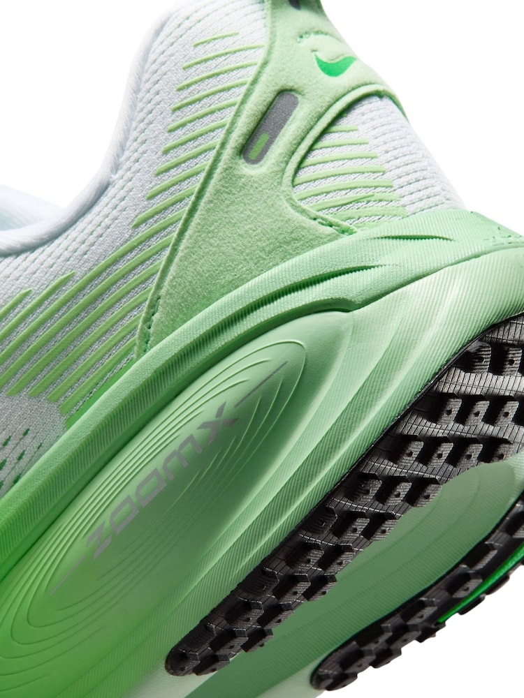 Nike White Illusion Green Vomero 18 Road Running Trainers - Image 11 of 11 Nike White Illusion Green Vomero 18 Road Running Trainers - Image 11 of 11