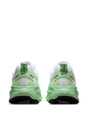 Nike White Illusion Green Vomero 18 Road Running Trainers - Image 6 of 11