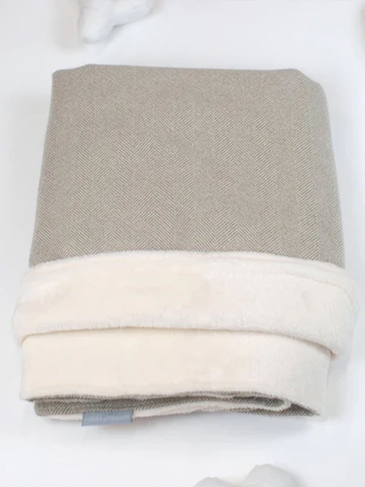 Lords and Labradors Natural Herringbone Tweed Pet Blanket - Image 1 of 4