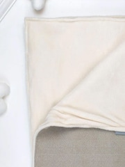 Lords and Labradors Natural Herringbone Tweed Pet Blanket - Image 3 of 4