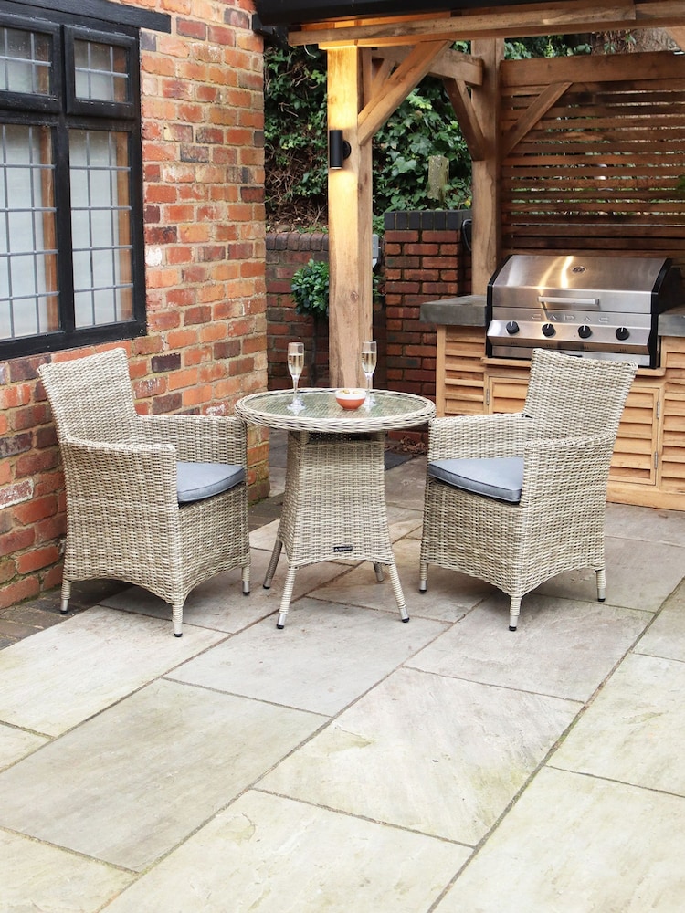 Royalcraft Beige Wentworth 2 Seater Garden Bistro Set - Image 2 of 6 Royalcraft Beige Wentworth 2 Seater Garden Bistro Set - Image 2 of 6