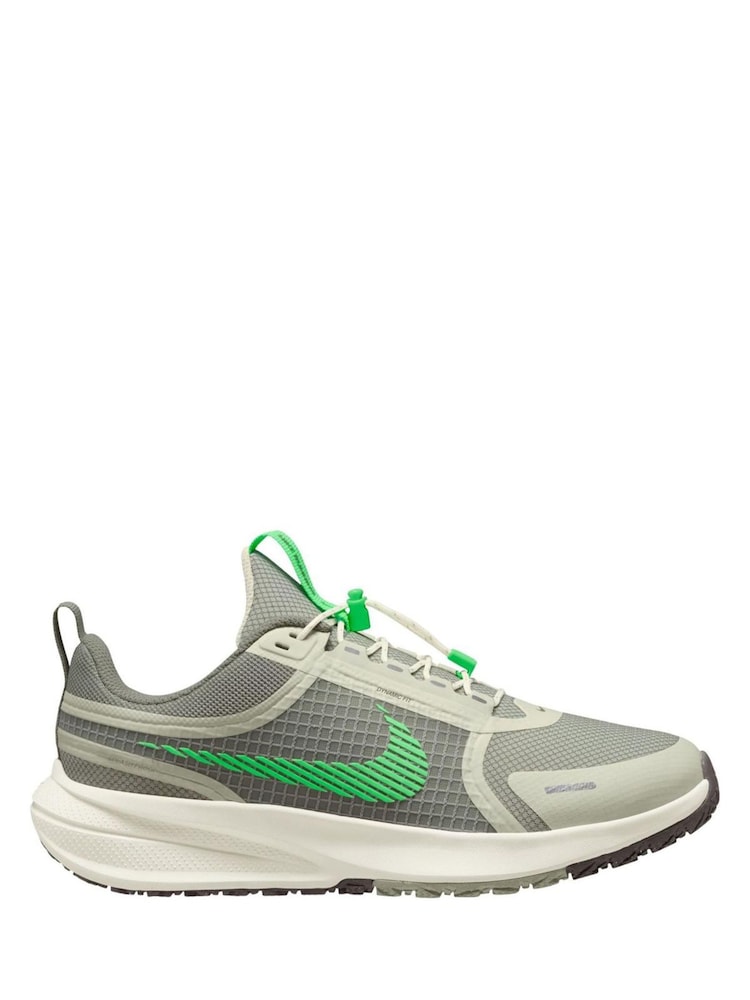 Nike Barely Green Youth Star Runner Utility Trainers - Image 1 of 4