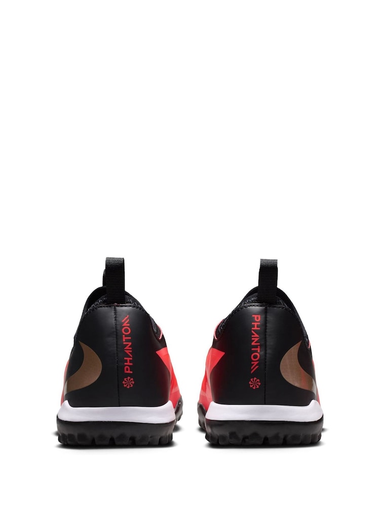 Nike Red Jr. Phantom 6 Low Academy Turf Football Trainers - Image 2 of 7