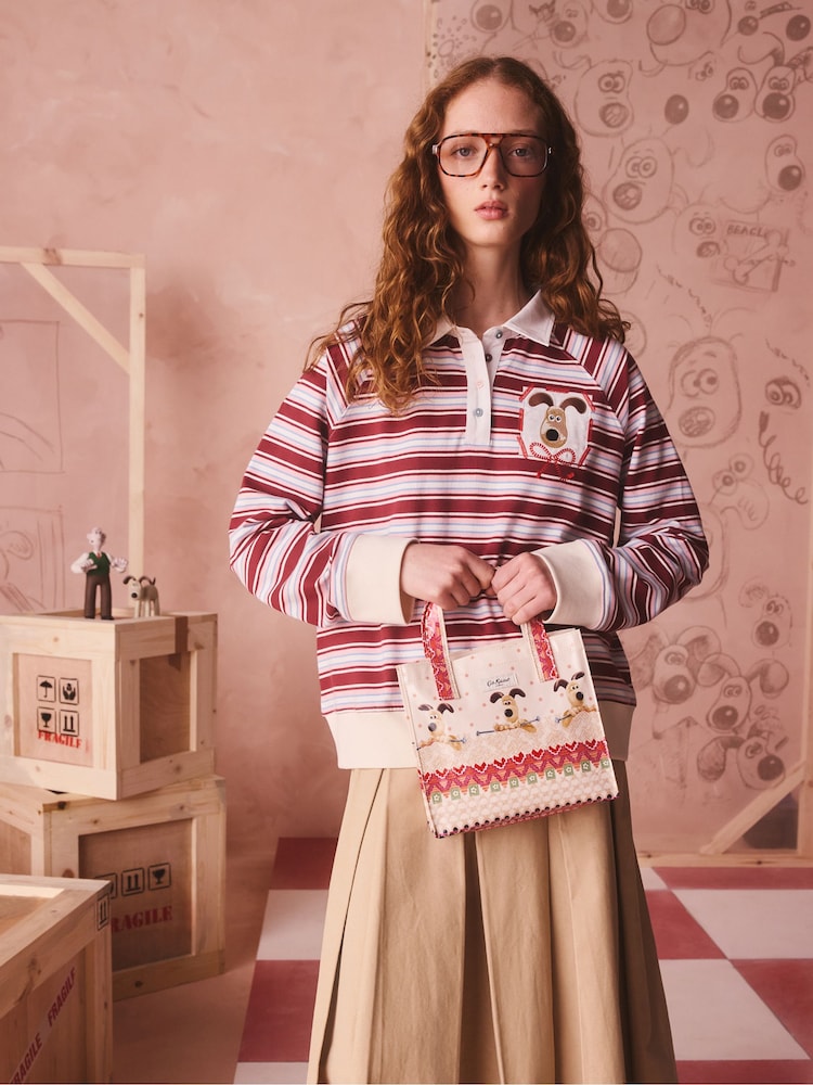 Cath Kidston Pink/Oatmeal Wallace and Gromit Small Book Bag - Image 2 of 7