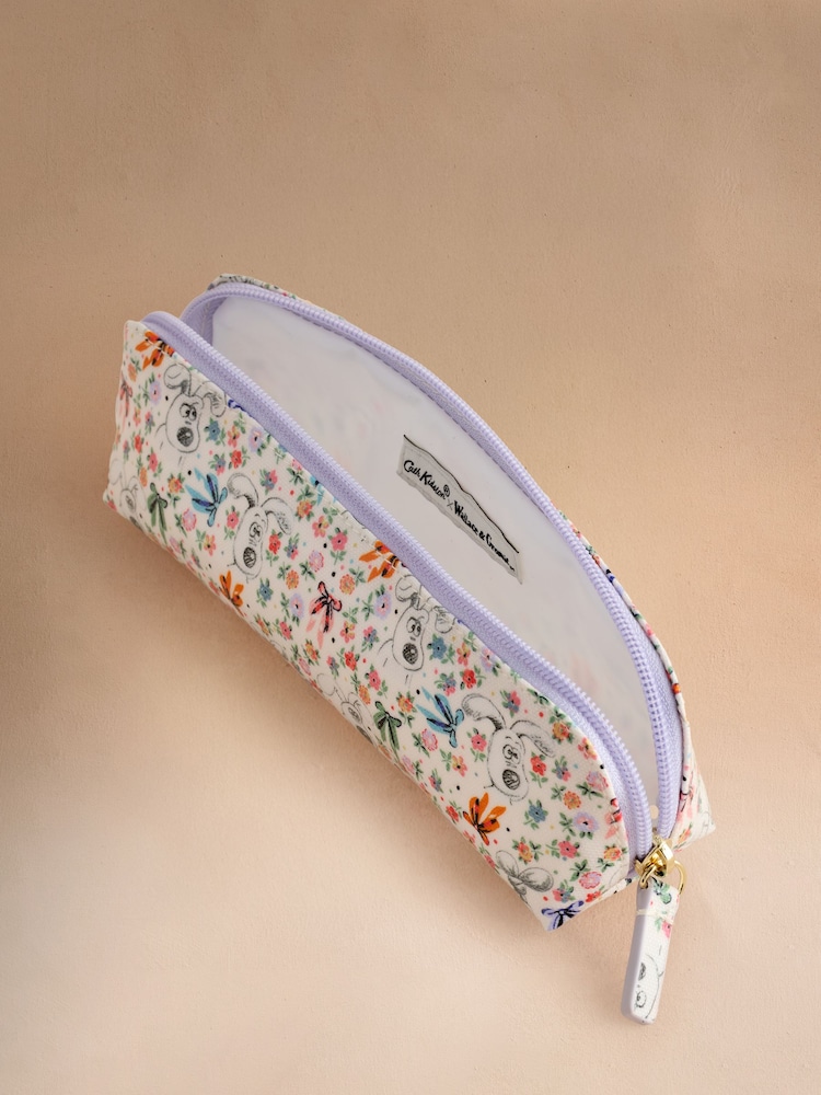 Cath Kidston Ecru Wallace and Gromit Curved Pencil Case Bag - Image 4 of 4 Cath Kidston Ecru Wallace and Gromit Curved Pencil Case Bag - Image 4 of 4