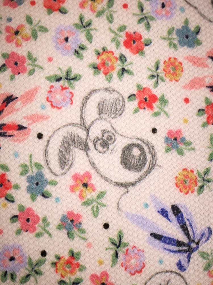 Cath Kidston Ecru Wallace & Gromit Zipped Purse - Image 4 of 4