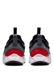 Nike Black Grey Red Junior Free Ride Trainers - Image 4 of 7