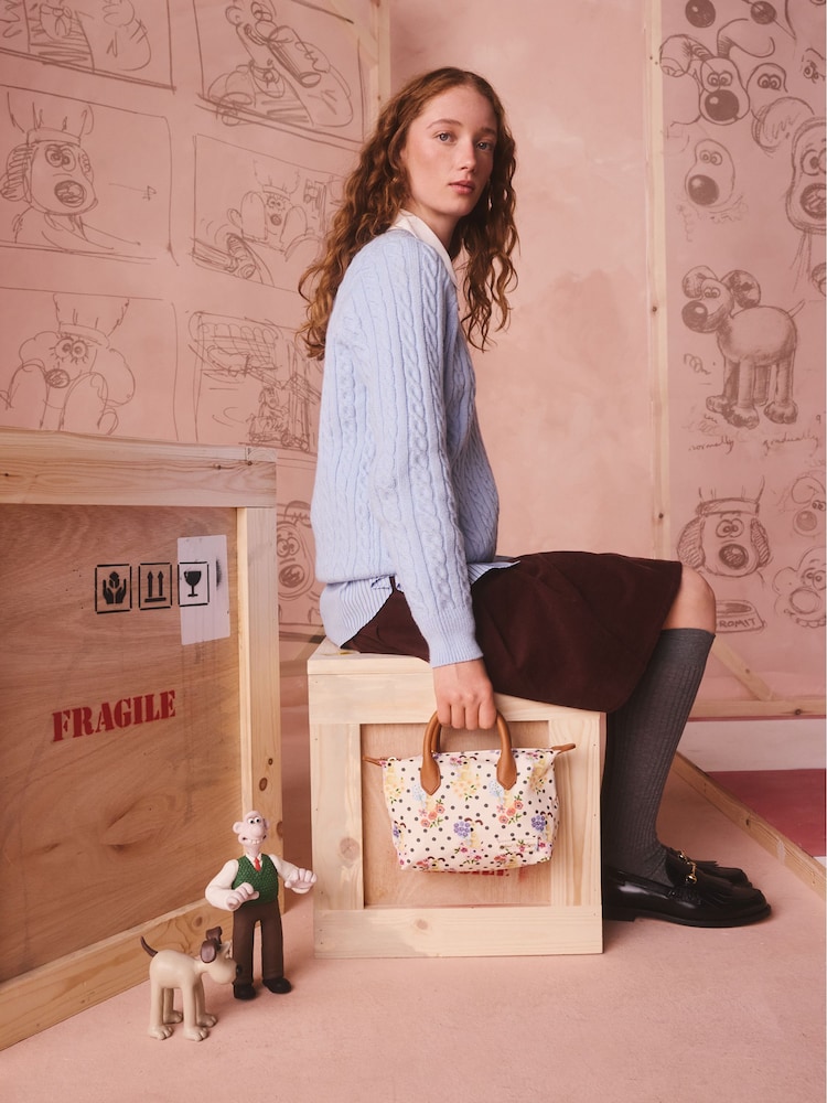 Cath Kidston Wallace və Gromit Mini Çanta - 7şəkildən 2 şəkil Cath Kidston Wallace və Gromit Mini Çanta - 7şəkildən 2 şəkil
