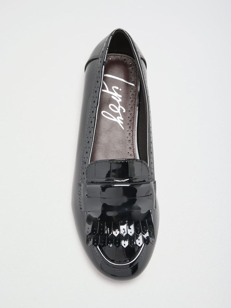Mocasines Lipsy de charol con flecos, planos y ajustados, para ropa de oficina. - Imagen 1 de 4 Mocasines Lipsy de charol con flecos, planos y ajustados, para ropa de oficina. - Imagen 1 de 4