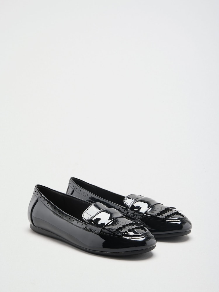 Mocasines Lipsy de charol con flecos, planos y ajustados, para ropa de oficina. - Imagen 2 de 4 Mocasines Lipsy de charol con flecos, planos y ajustados, para ropa de oficina. - Imagen 2 de 4