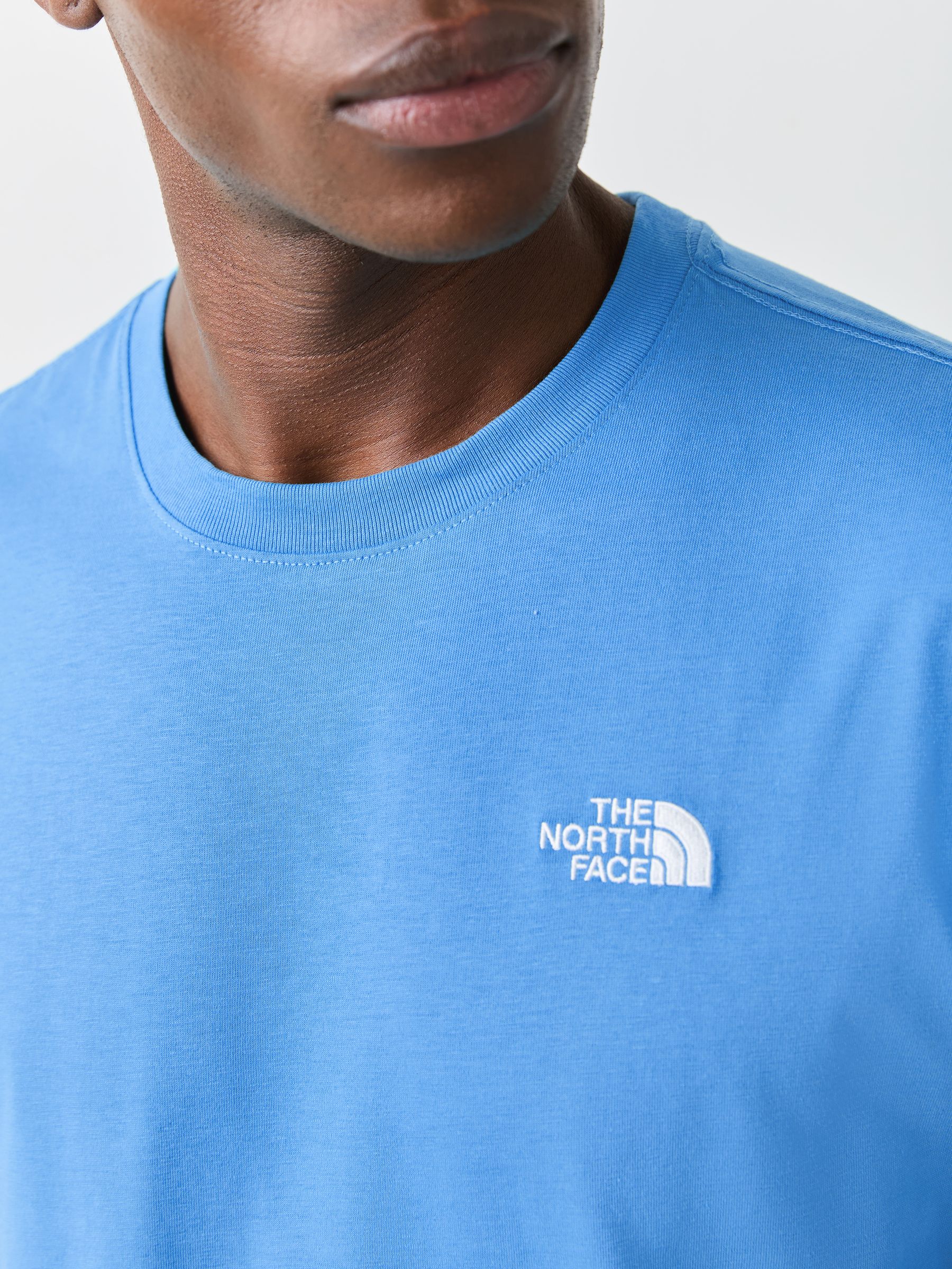 Next：日本 ブルー - The North Face Simple Dome Tシャツ from Next Japan