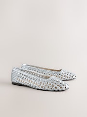 Plateado - Forever Comfort® Leather Woven Upper Shoes - Imagen 2 de 4