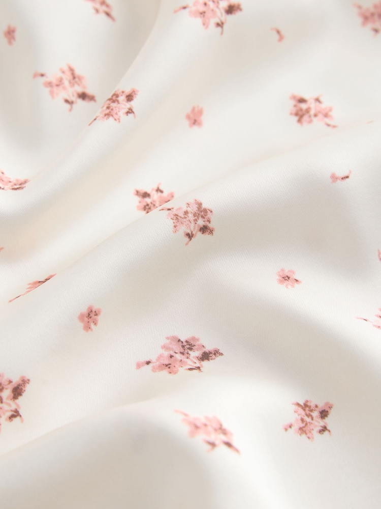 Ecru Ditsy Floral Print Asymmetric Hem Lace Cami Top - Image 8 of 8