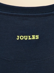 Mornarice - Joules Boys' Finlay Long Sleeve Applique Graphic T-Shirt - Slika 5 od 5