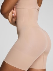 SPANX Nude Sculpt™ Go Figure High Waist Mid Thigh Shorts - Image 4 of 4