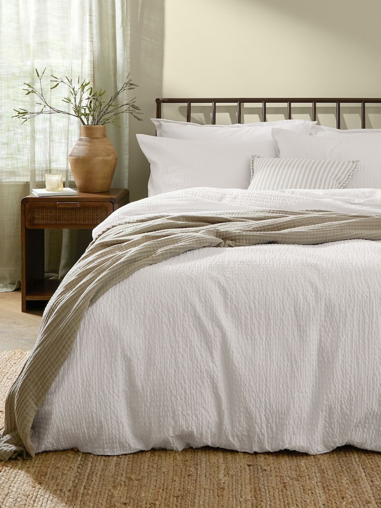 Yard Chalk Hebden Cotton Seersucker Duvet Cover and Pillowcase Set - Image 3 of 3 Yard Chalk Hebden Cotton Seersucker Duvet Cover and Pillowcase Set - Image 3 of 3