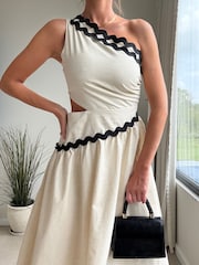 Style Cheat Natural Jasmine Dress - Image 4 of 4
