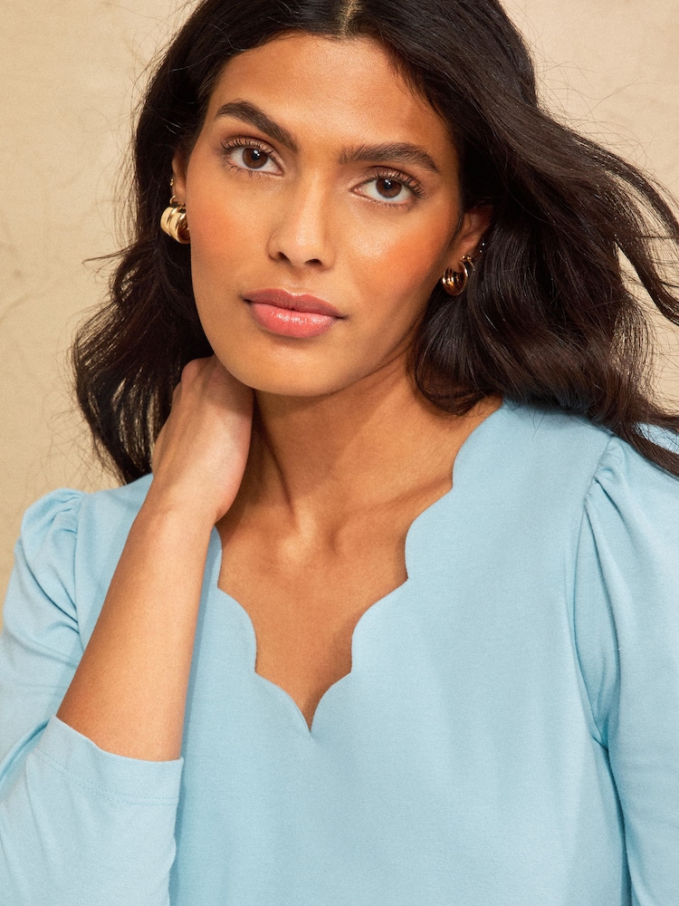 Love & Roses Light Blue 3/4 Sleeve Scallop V-Neck Jersey Top - Image 2 of 4