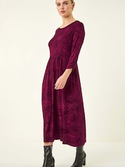 Roman Pink Petite Feather Print Stretch Midi Dress - Image 4 of 5