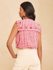 Love & Roses Embroidered Bib Sleeveless Blouse - Obraz 4 z 4