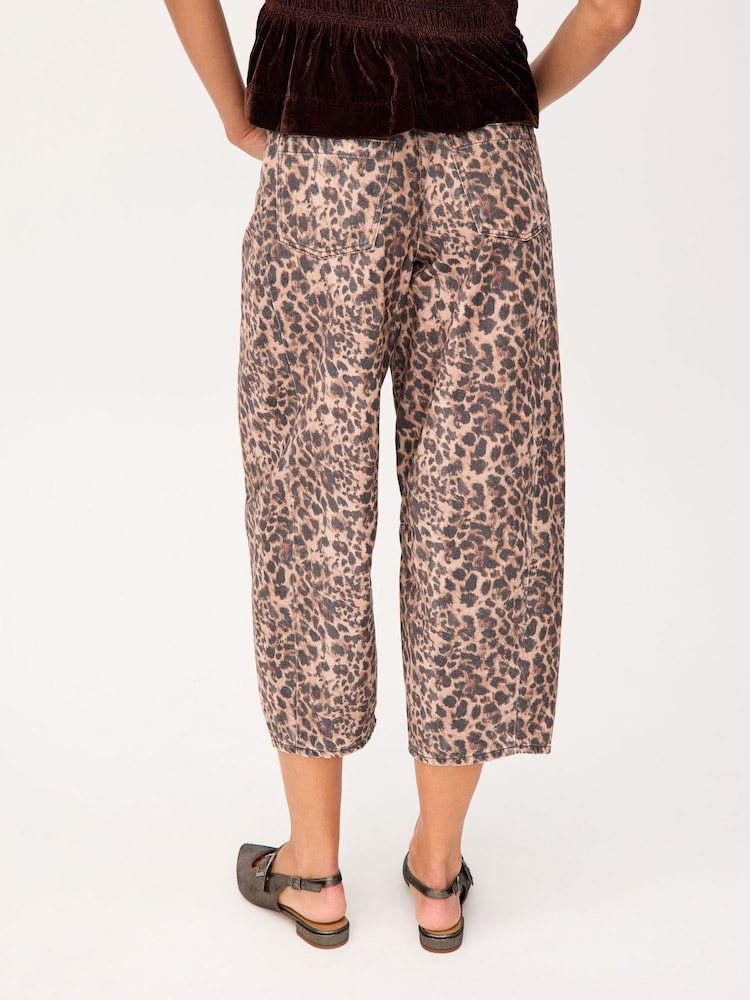 Oliver Bonas Brown Barrel Leg Jeans - Image 2 of 7 Oliver Bonas Brown Barrel Leg Jeans - Image 2 of 7