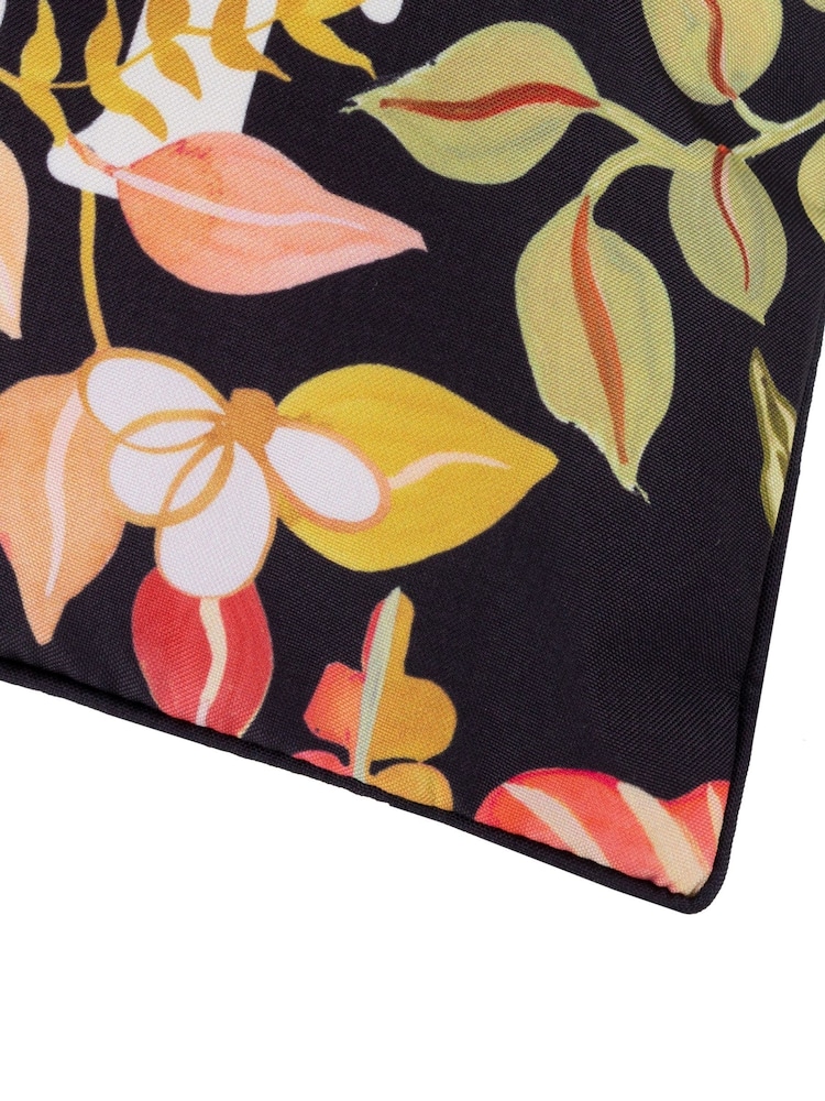 Furn Tropical Bloom Outdoor Cushion - صورة 6 من 6 Furn Tropical Bloom Outdoor Cushion - صورة 6 من 6