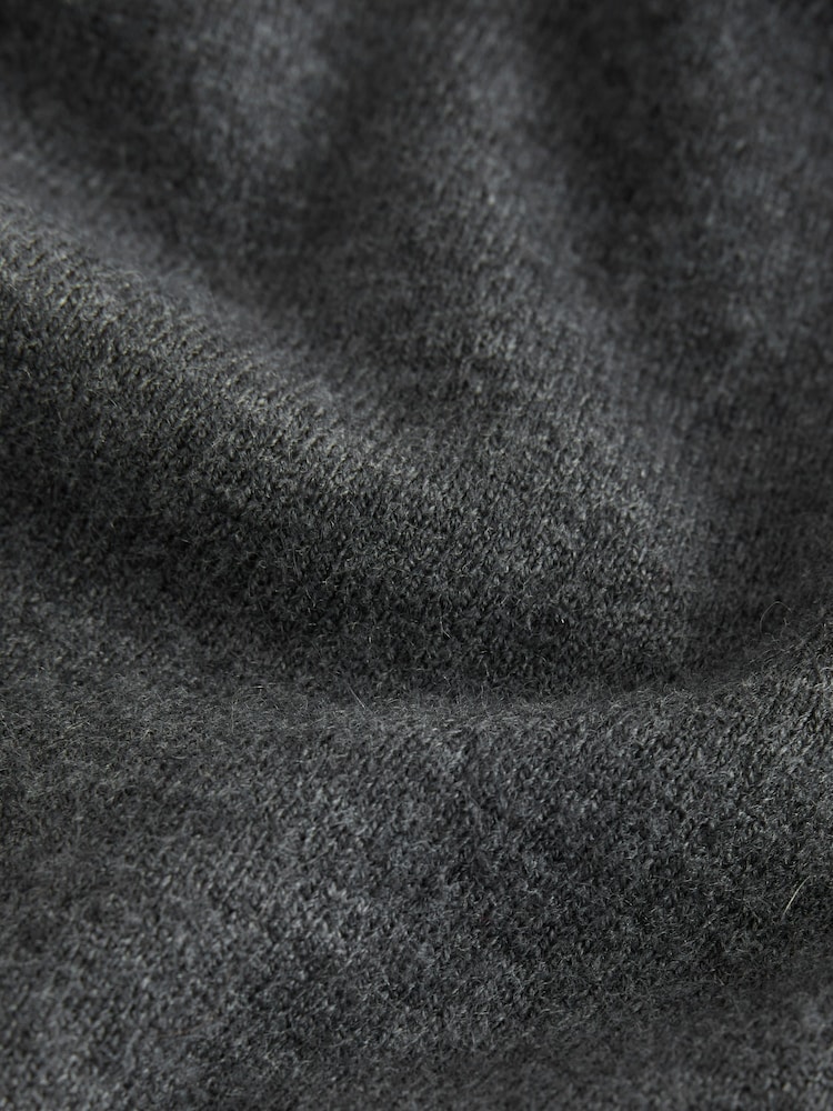 Laura Ashley Grey Short Sleeve Cashmere Knit Top - Image 8 of 8 Laura Ashley Grey Short Sleeve Cashmere Knit Top - Image 8 of 8