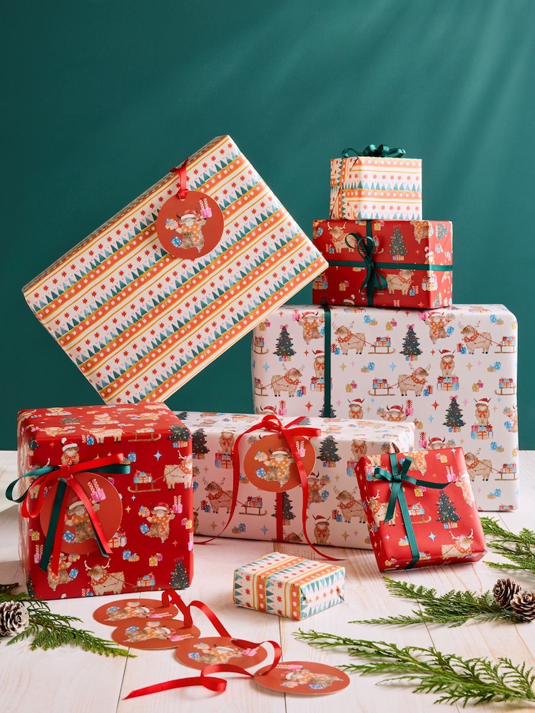 Set of 3 Red Hamish the Highland Cow Christmas Wrapping Paper Set of 3, 3m Gift Tags and Ribbons Set - Image 1 of 4