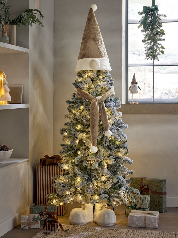 White Novelty Gonk 6ft Pre Lit Christmas Tree - Image 2 of 5 White Novelty Gonk 6ft Pre Lit Christmas Tree - Image 2 of 5