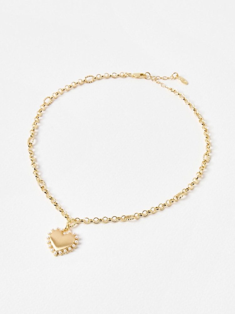 Oliver Bonas Gold Tone Olive Faux Pearl Heart Pendant Necklace - Image 2 of 4