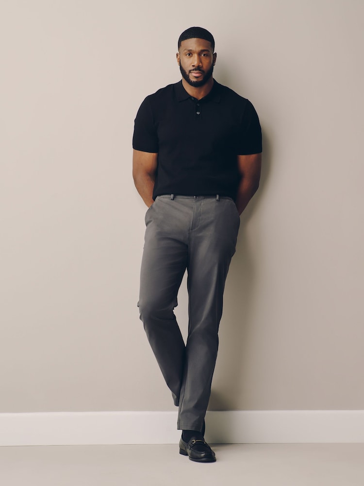 Charcoal Grey Muscle Fit N. Premium Smart Cotton TENCEL™ Lyocell Blend Chinos With Comfort Waistband - Image 2 of 5 Charcoal Grey Muscle Fit N. Premium Smart Cotton TENCEL™ Lyocell Blend Chinos With Comfort Waistband - Image 2 of 5