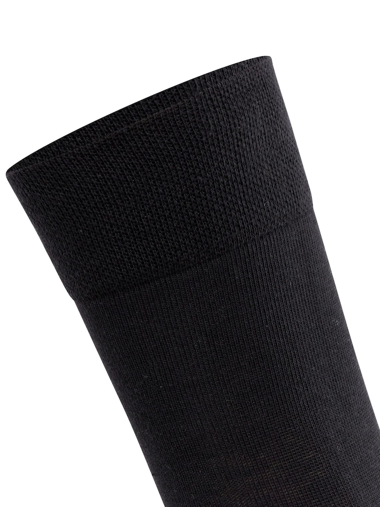 Falke Black Sensitive London Cotton Socks with pressure free comfort cuff - Image 4 of 4