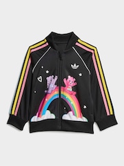 بدلة رياضية Superstar بتصميم Care Bears من adidas Originals - صورة 2 من 3