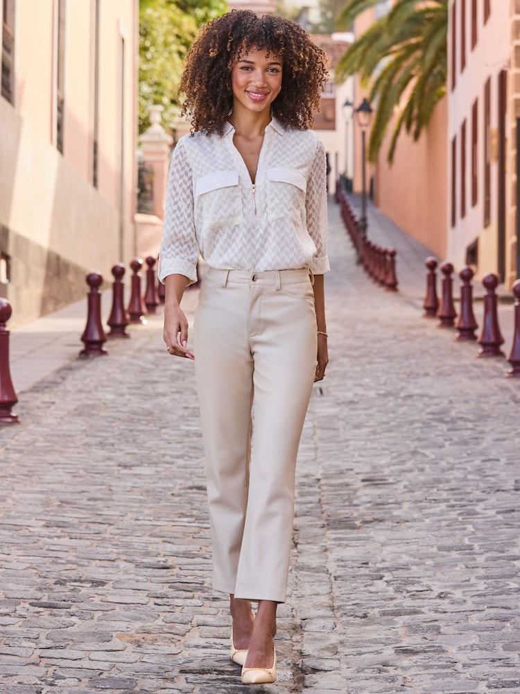 Sosandar Chevron Print Textured Zip Front Tunic Top - صورة 5 من 5