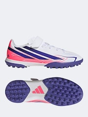 adidas נעלי כדורגל עם רצועות סקוץ' למגרשי דשא לילדים, דגם F50 Hyperfast Club - תמונה 4 מתוך 11