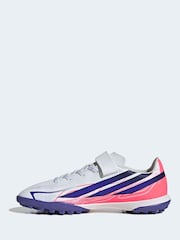 adidas נעלי כדורגל עם רצועות סקוץ' למגרשי דשא לילדים, דגם F50 Hyperfast Club - תמונה 8 מתוך 11