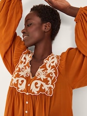 بلوزة بلوسون مطرزة Jenna من Monsoon - Image 4 of 5