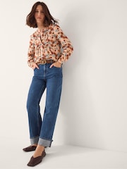 بلوزة بطبعة مورد الزيتون من Monsoon - Image 3 of 5