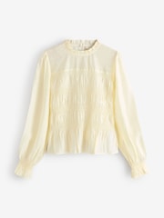 كريم - بلوزة مُجمّعة كُم طويل من Laura Ashley - صورة 6 من 8