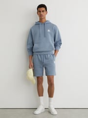 Reiss Conlin Monogram vezena opuštena Dukserica sa kapuljačom - Slika 3 od 7