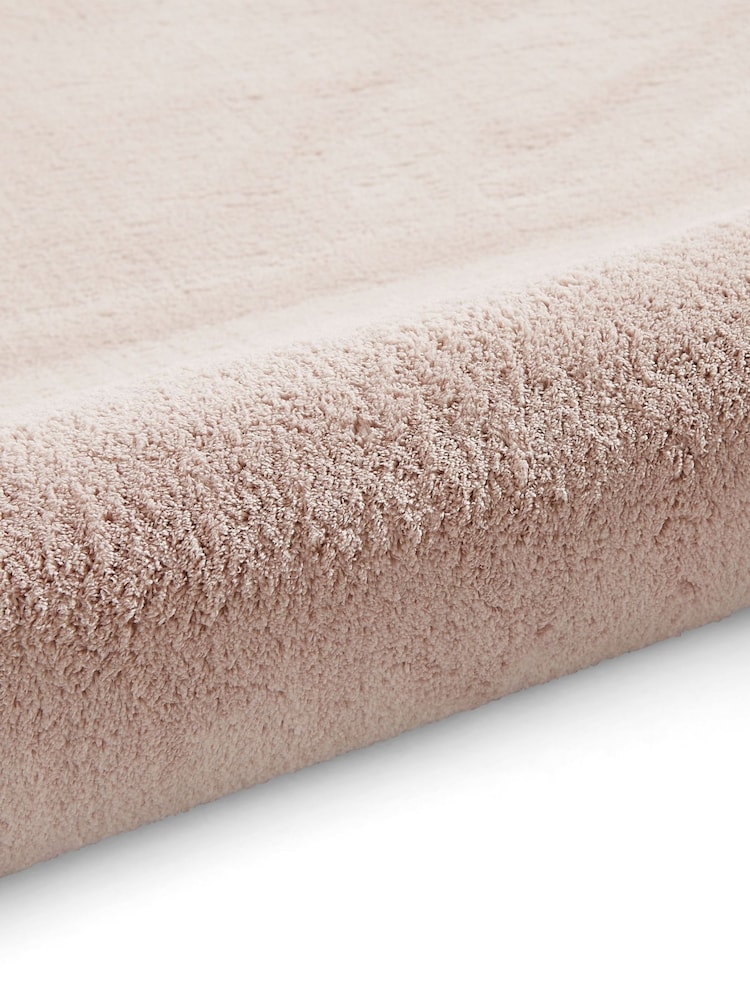 Think Rugs Blush Bay Plain Shaggy Rug - Image 6 of 6 Think Rugs Blush Bay Plain Shaggy Rug - Image 6 of 6