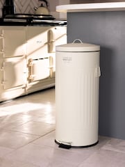 Charles Bentley Cream 30L Round Retro Kitchen Pedal Bin - Image 1 of 6
