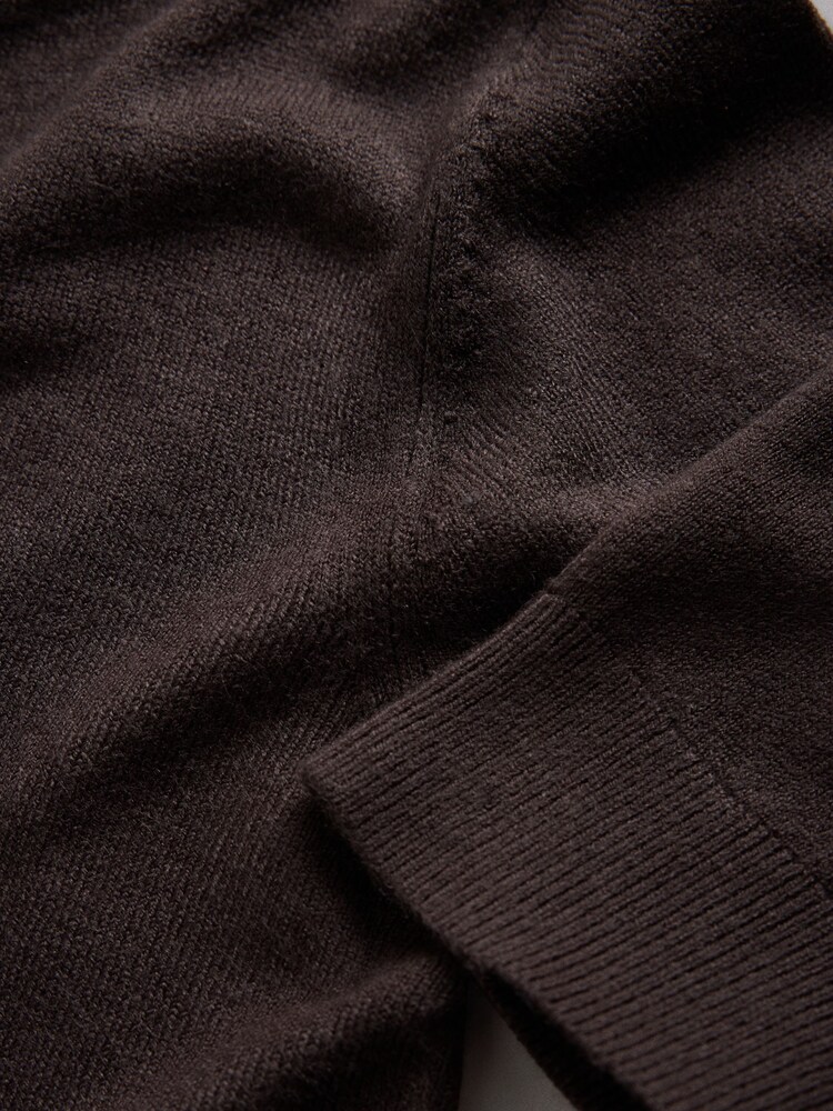 The Set Soft Knit T-Shirt and Trouser Co-Ord Set - Kuva 5 / 5