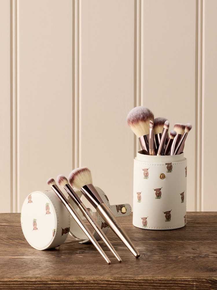 Hamish the Highland Cow 10 Piece Makeup Brush Set & Travel Case - Image 1 of 1 Hamish the Highland Cow 10 Piece Makeup Brush Set & Travel Case - Image 1 of 1