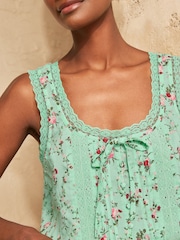 Mint Green Floral Printed - Love & Roses Lace Trim Top - Imagen 2 de 4